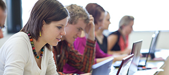 Etudiants ordinateurs portables